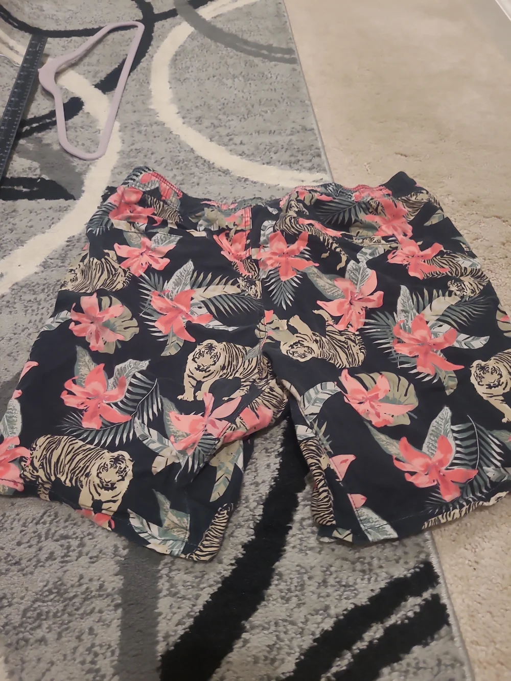 George Mens Shorts Size L Floral Tiger Print Flat Front w/Drawstring Pockets